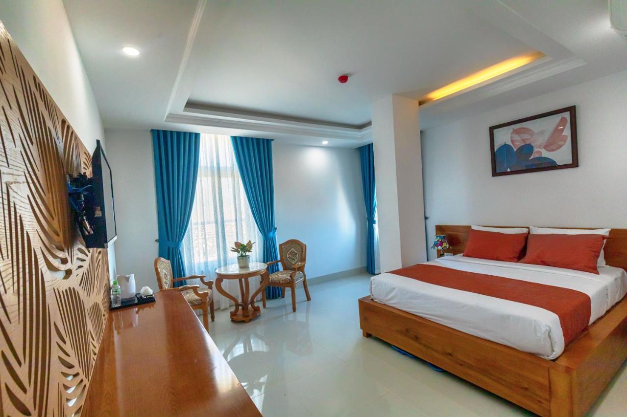 La Castle Hotel Vung Tau Exterior photo